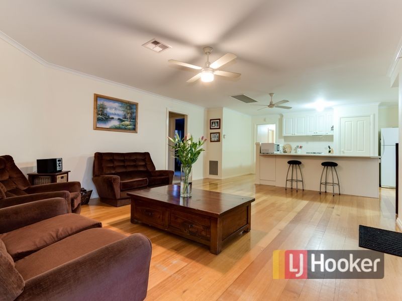 7 Dudley Mews, Pakenham VIC 3810