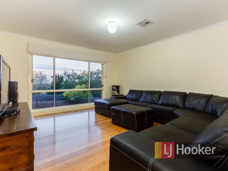 7 Dudley Mews, Pakenham VIC 3810