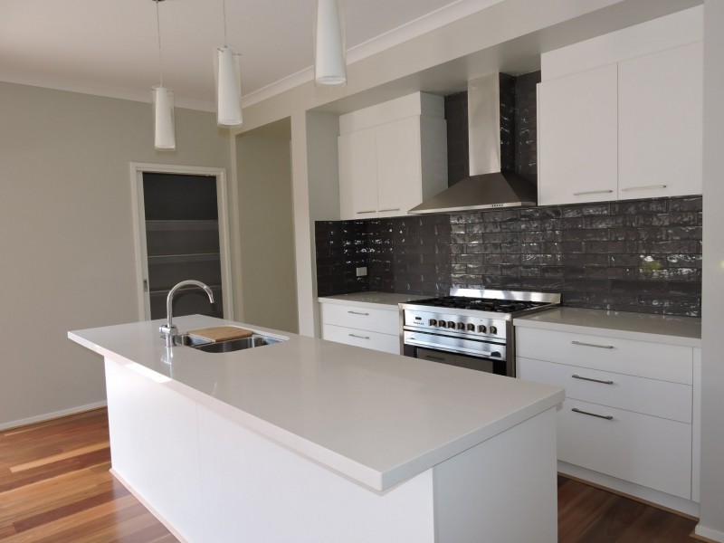 3 Jomon Way, Officer VIC 3809