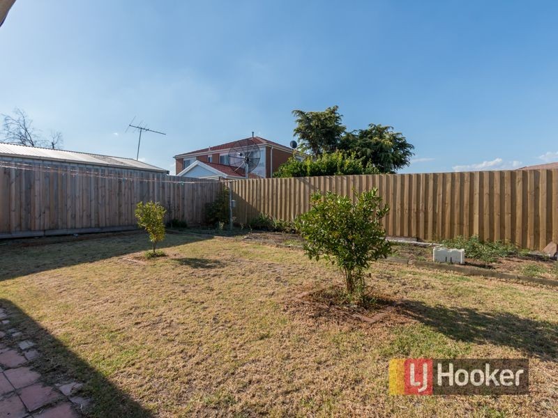 38 Leopold Crescent, Hampton Park VIC 3976