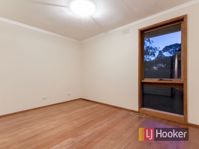 2 The Grange, Hampton Park VIC 3976