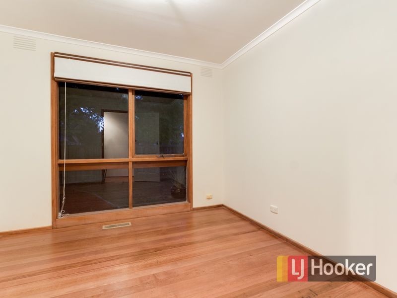 2 The Grange, Hampton Park VIC 3976