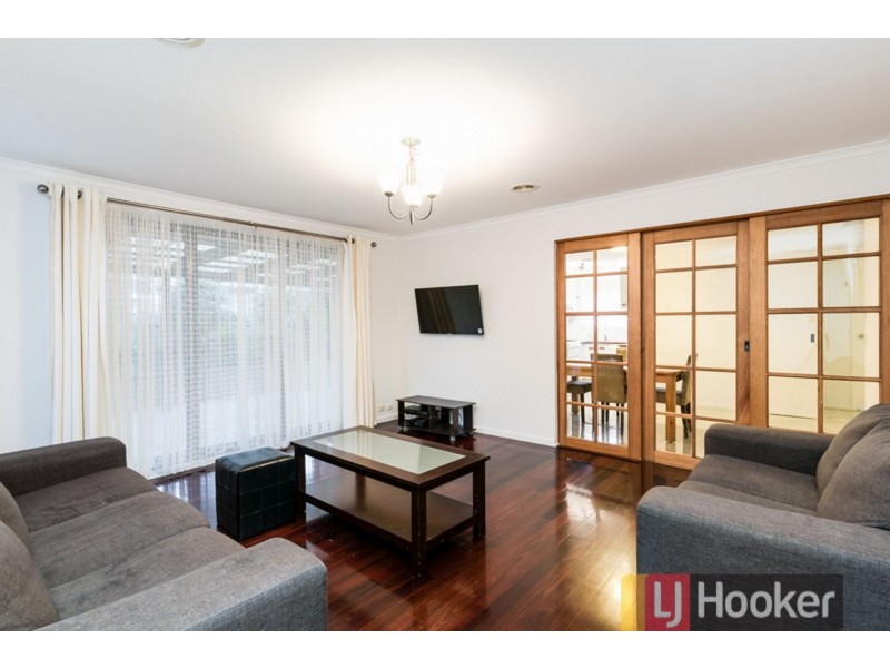 5 Joel Way, Hampton Park VIC 3976