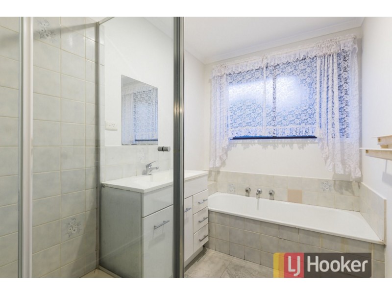 5 Joel Way, Hampton Park VIC 3976