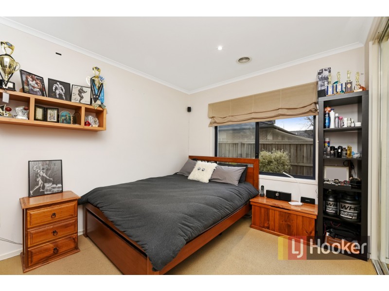 2 Brookland Greens Boulevard, Cranbourne VIC 3977