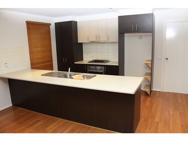 6 Maybush Lane, Cranbourne VIC 3977