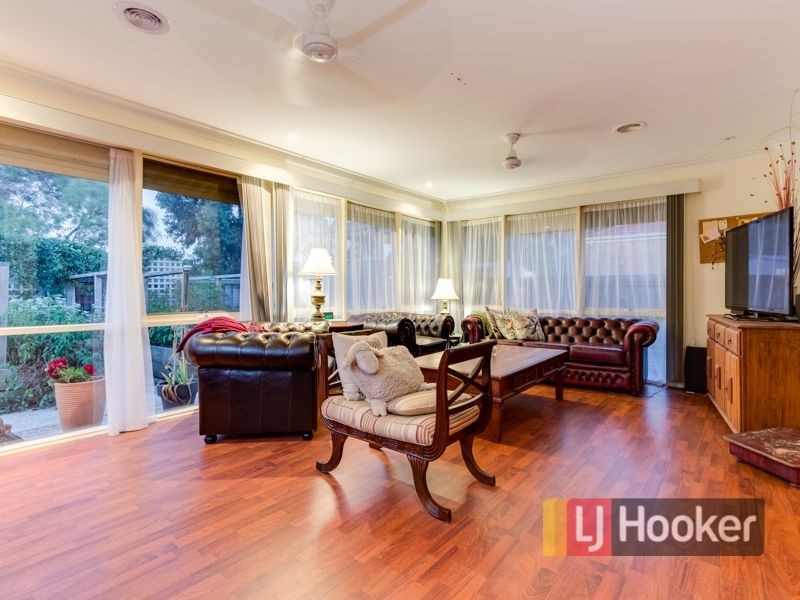 24 Drummer Lane, Narre Warren VIC 3805