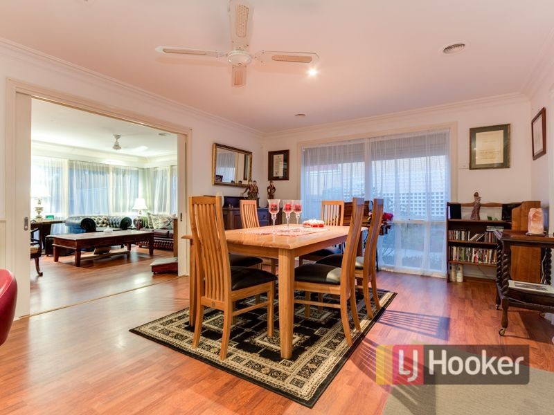 24 Drummer Lane, Narre Warren VIC 3805