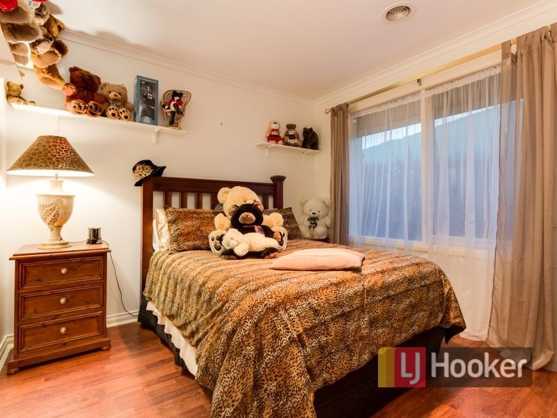 24 Drummer Lane, Narre Warren VIC 3805