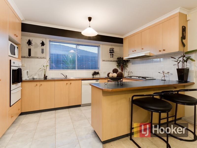 4 Aquamarine Court, Hampton Park VIC 3976