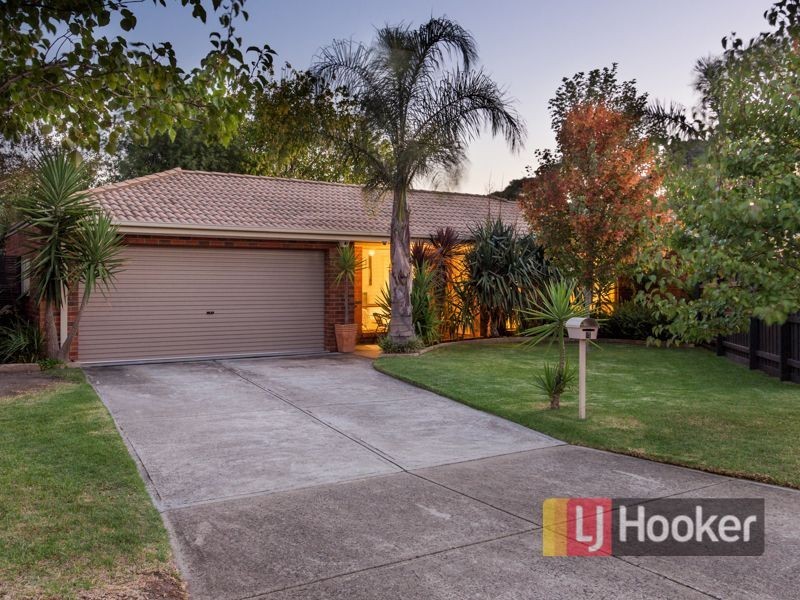 4 Aquamarine Court, Hampton Park VIC 3976