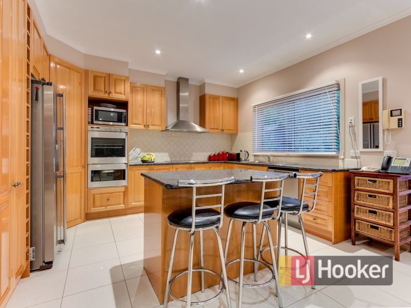 4 The Rise, Narre Warren North VIC 3804