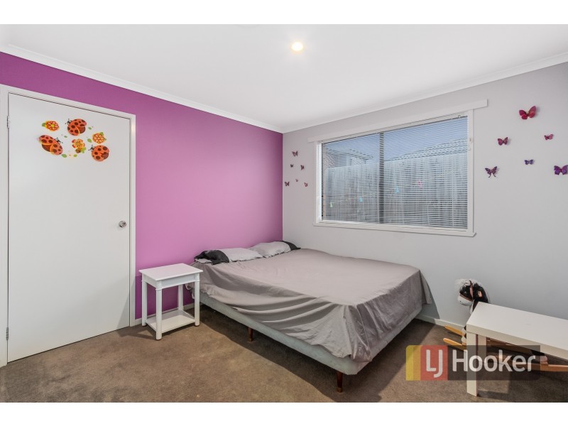 16 Bethune Drive, Hampton Park VIC 3976