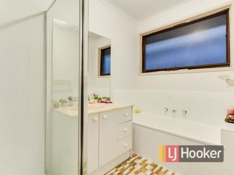 120 Fordholm Road, Hampton Park VIC 3976