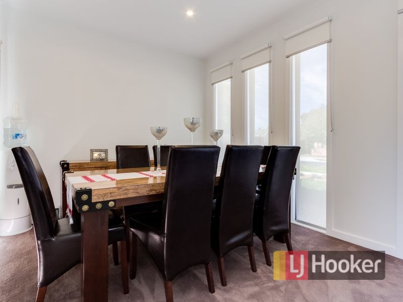 1/13 Oak Avenue, Doveton VIC 3177