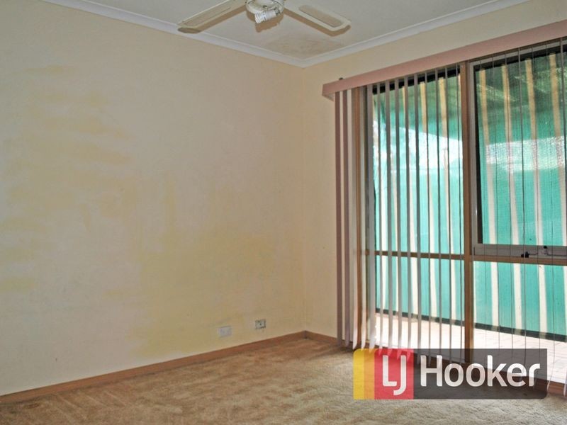 11 Isaac Edey Place, Hampton Park VIC 3976