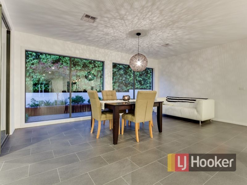 28 Bushlark Drive, Berwick VIC 3806