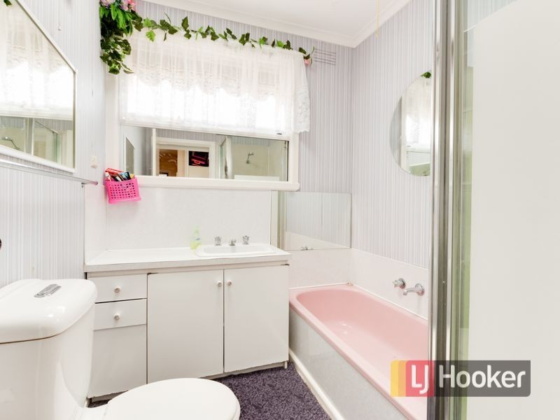 16 Bess Court, Dandenong VIC 3175