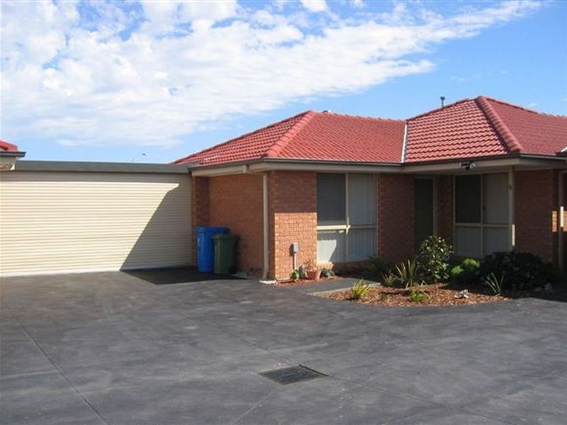 5/17 Linmac Court, Hampton Park VIC 3976