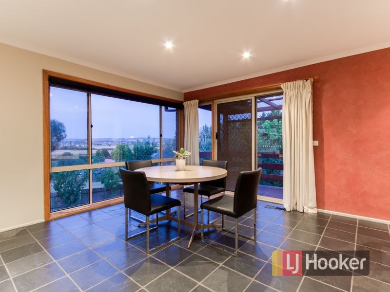 52 Justin Circuit, Hampton Park VIC 3976