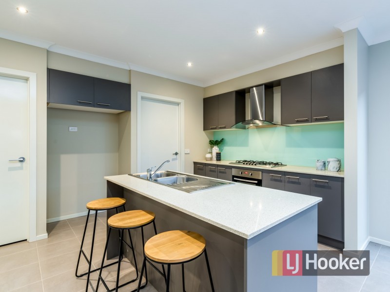 56 Pine Park Drive, Wollert VIC 3750