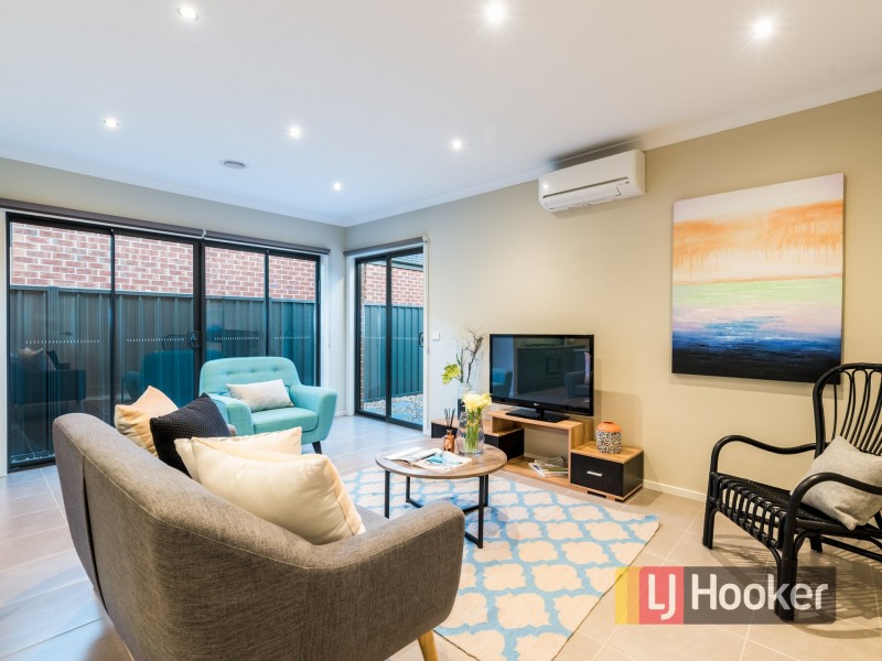 56 Pine Park Drive, Wollert VIC 3750