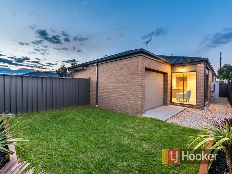 56 Pine Park Drive, Wollert VIC 3750