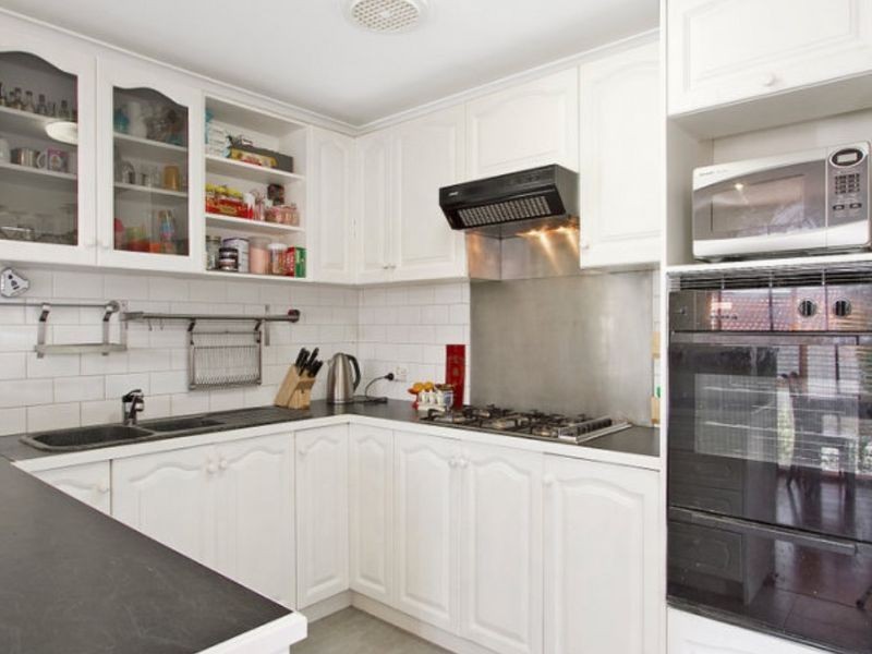 28 Ralph Crescent, Hampton Park VIC 3976