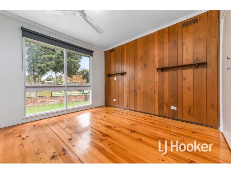 26 McLaren Drive, Cranbourne VIC 3977
