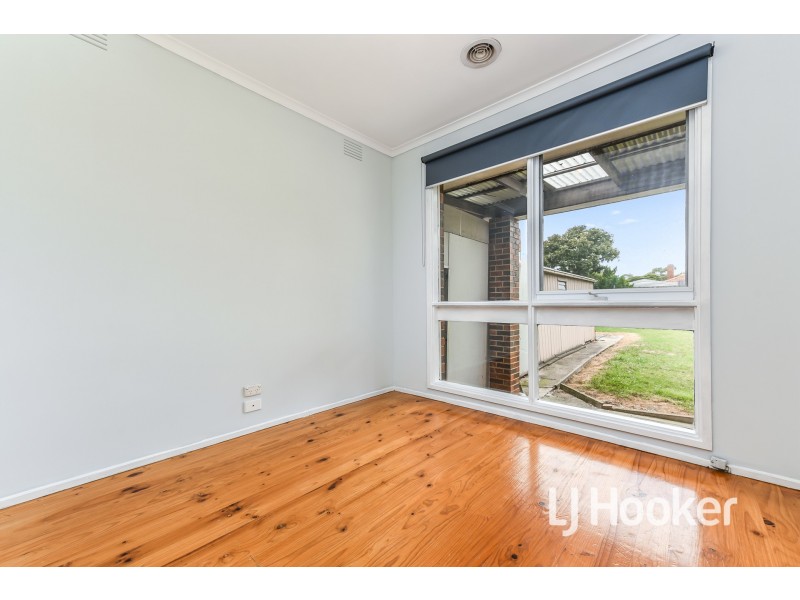 26 McLaren Drive, Cranbourne VIC 3977