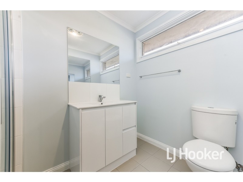 26 McLaren Drive, Cranbourne VIC 3977