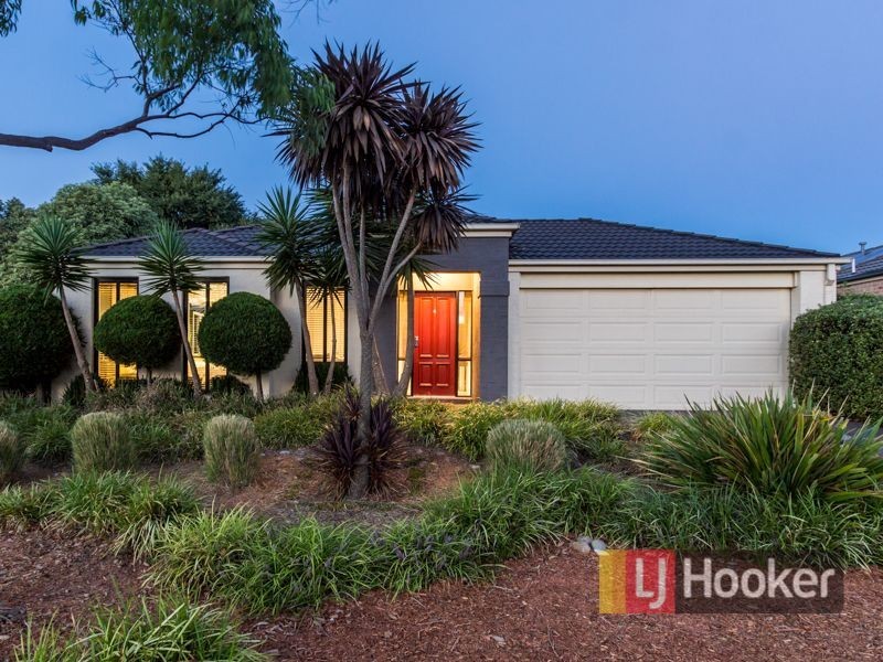 6 Sugarbush Drive, Lynbrook VIC 3975