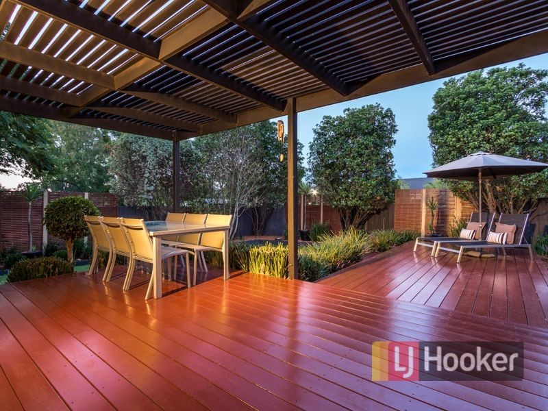 6 Sugarbush Drive, Lynbrook VIC 3975