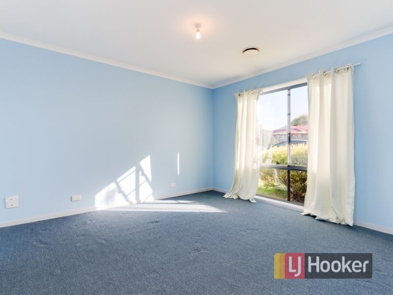 41 Ralph Crescent, Hampton Park VIC 3976