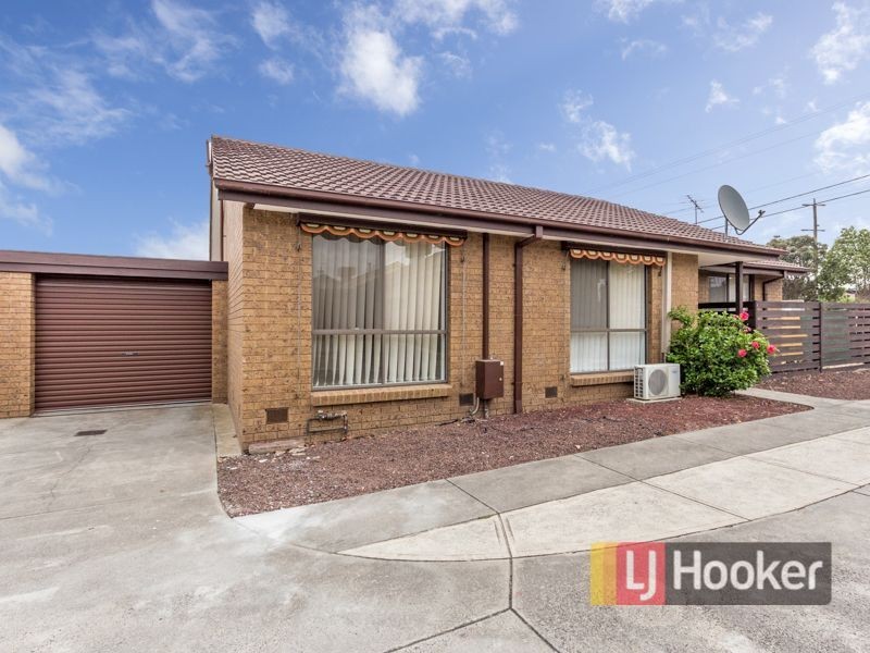8 113 Hammond Road, Dandenong VIC 3175