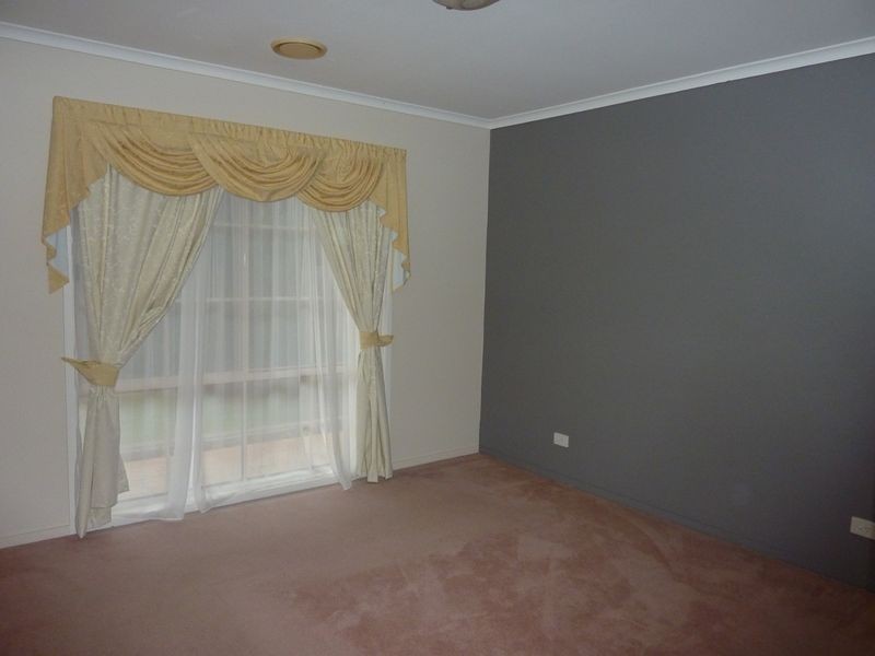 10 Stratus Court, Hampton Park VIC 3976