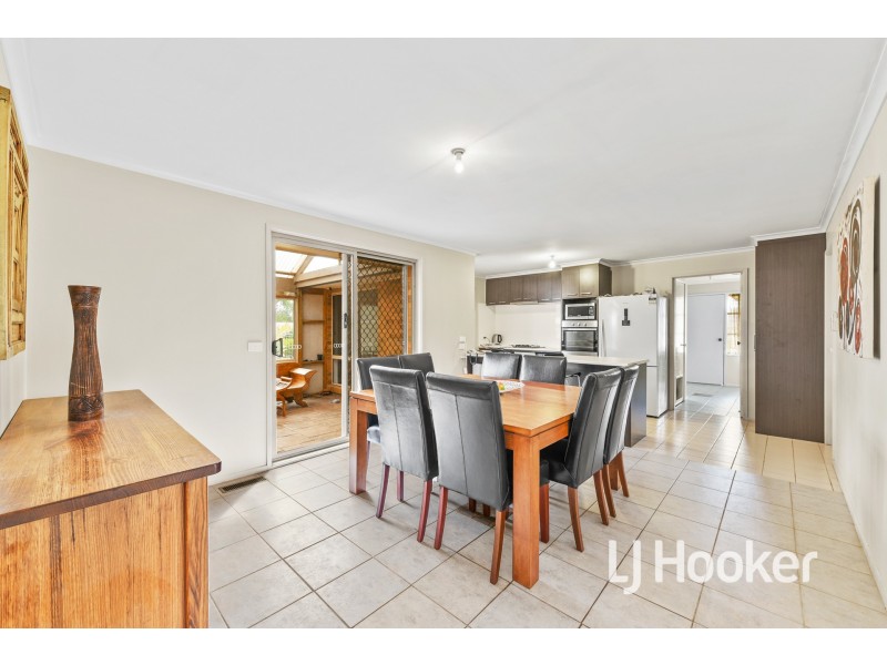 3 Sunrise Court, Hampton Park VIC 3976