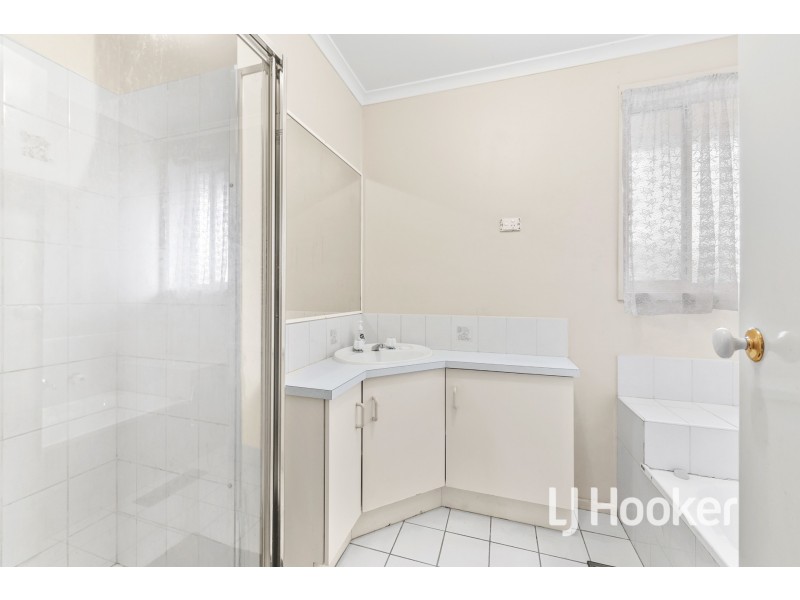 3 Sunrise Court, Hampton Park VIC 3976