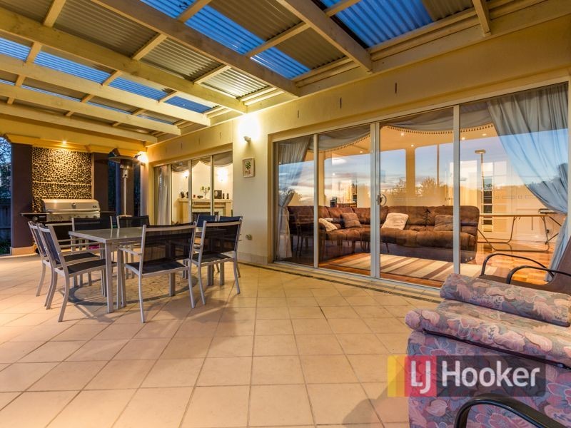 91 Crawley Road, Narre Warren North VIC 3804