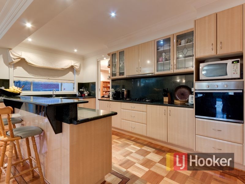 91 Crawley Road, Narre Warren North VIC 3804