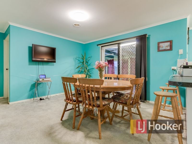13 Jessica Drive, Hampton Park VIC 3976