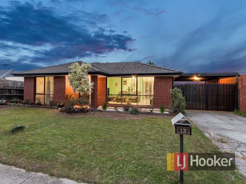 13 Jessica Drive, Hampton Park VIC 3976