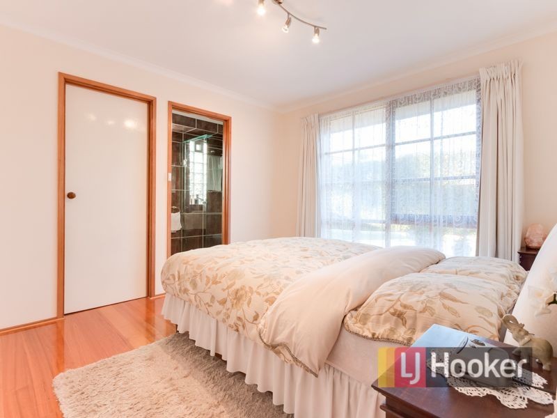 11 Thanos Court, Hampton Park VIC 3976