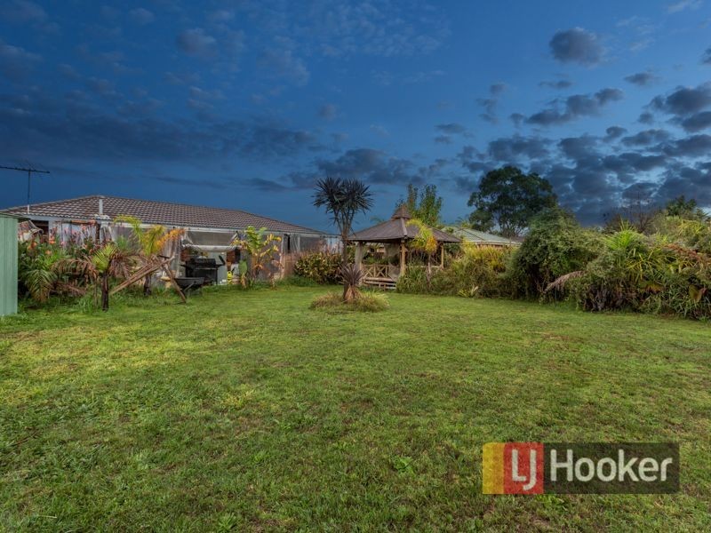 26 Insignia Crescent, Berwick VIC 3806