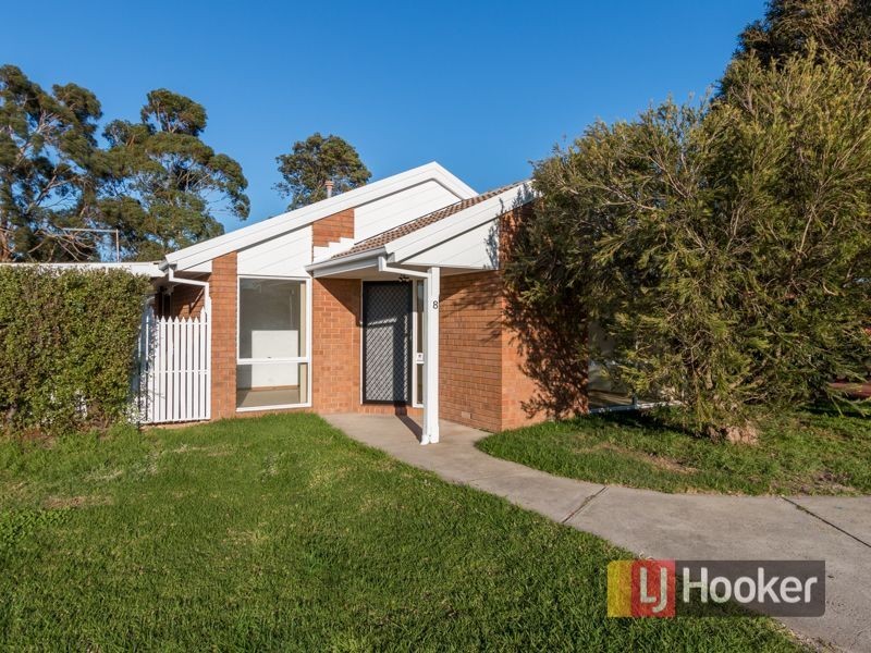 8 Mayruck Rise, Hampton Park VIC 3976
