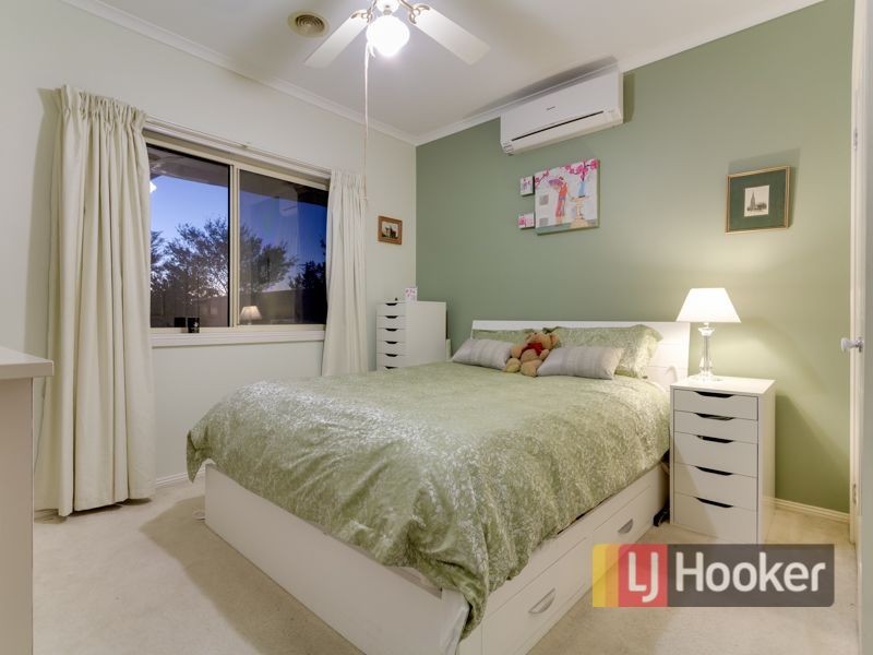 10 Cobalt Court, Pakenham VIC 3810