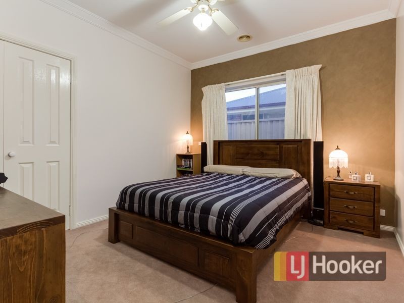 10 Cobalt Court, Pakenham VIC 3810