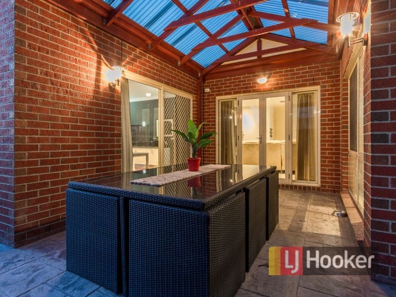 10 Cobalt Court, Pakenham VIC 3810