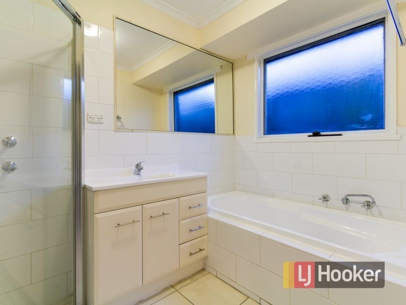 53 Pound Road, Hampton Park VIC 3976