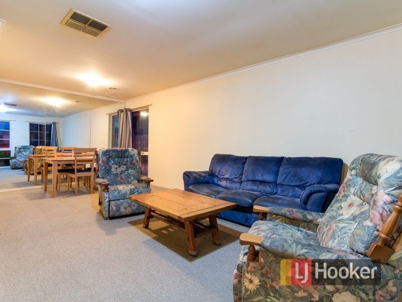 53 Pound Road, Hampton Park VIC 3976